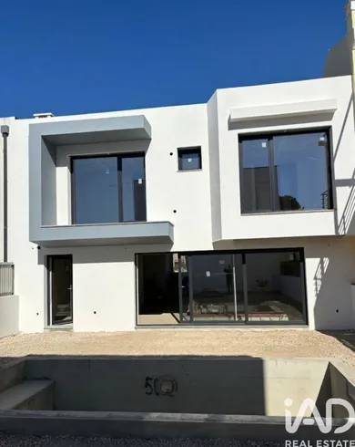 Casa em Azeitão (São Lourenço e São Simão)