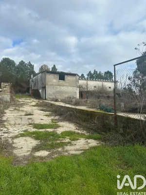 Armazém  em Fornos de Maceira Dão