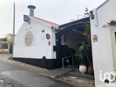 Restaurant at Carregado e Cadafais
