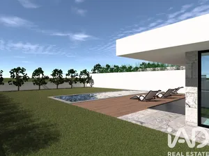 Casa/Moradia  em Évora de Alcobaça