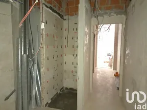 Espaço comercial em Santo António