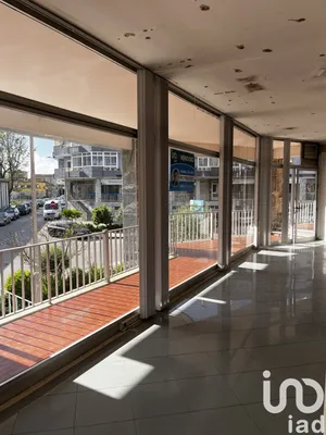 Commercial walls in Caldas da Rainha - Nossa Senhora do Pópulo, Coto e São Gregório