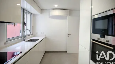 Apartamento T2 em Santo António