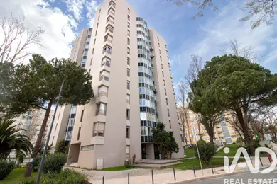 Apartamento T3 em Lumiar