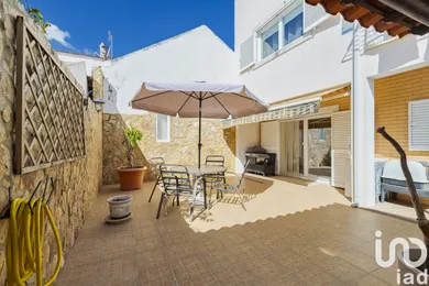 Maison à Quinta do Anjo