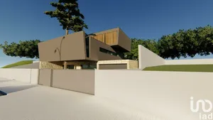 Land  at São joão da madeira