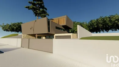 Land at São joão da madeira