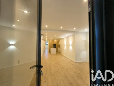 Apartamento T2 em Lordelo Do Ouro E Massarelos