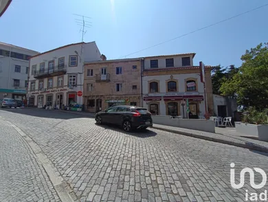 Immeuble  à Gouveia