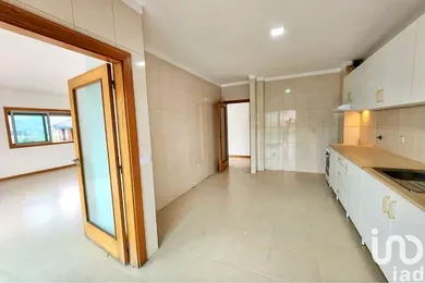 Apartment T3 in Sande Vila Nova E Sande São Clemente