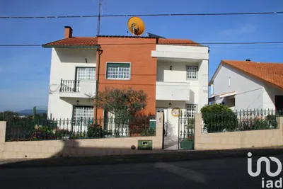 Fotografia 5 de Casa com espaço comercial 6 quartos de 335 m² em Coimbra