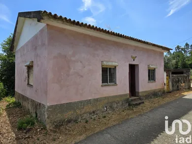 House in Sarzedo