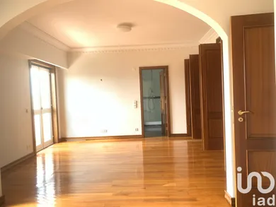 Apartamento T5+ em Belém