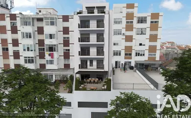 Apartamento T2 em Laranjeiro e Feijó