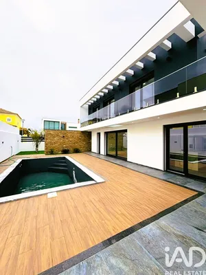 Casa/Moradia  em Azeitão (São Lourenço e São Simão)