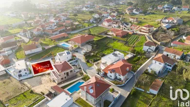 Terreno urbano em Castelo do Neiva