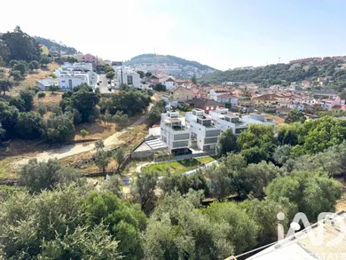 Apartamento T2 em Ramada e Caneças