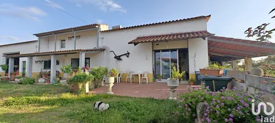 Fotografia 1 de Prédio de 210 m² em Ladoeiro