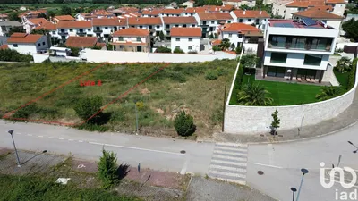 Fotografia 5 de Terreno de 783 m² em Vilar de Nantes