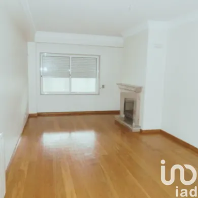 Apartamento T1 em Madalena