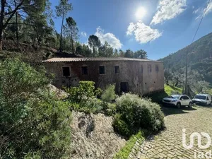 Casa/Moradia em Figueiró dos Vinhos e Bairradas