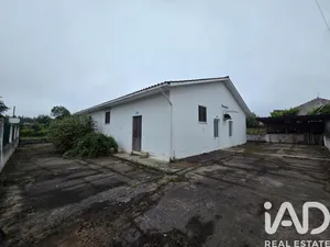 Boutique/Local commercial  à Ovoa e Vimieiro
