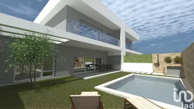 House  in Fernão Ferro