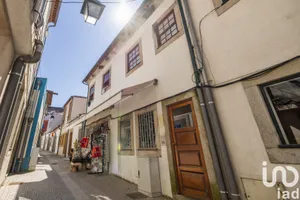 Traditional house at Viana do Castelo (Santa Maria Maior e Monserrate) e Meadela