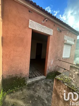 Casa de aldeia  em Alvações do Corgo