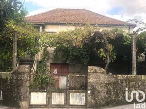 Village house at Santa Cruz da Trapa e São Cristóvão de Lafões